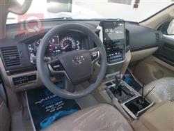 تۆیۆتا لاند کروزەر